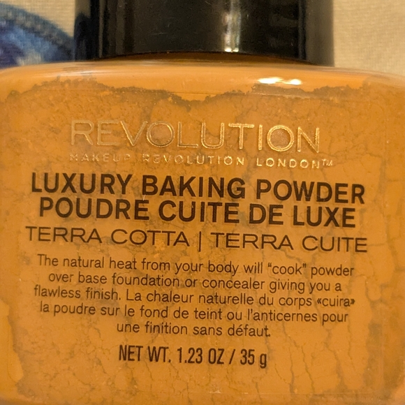 Face Powder Loose Powder Revolution Terracotta Luxury Baking Powder - New - Picture 3 of 4